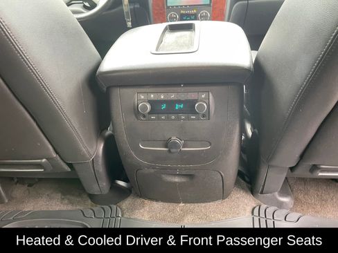 Used 2013 Chevrolet Tahoe LTZ image 26