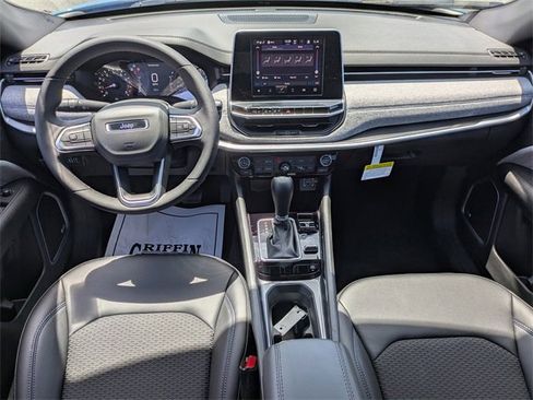 New 2025 Jeep Compass Latitude w/ Sun & Sound Group image 16