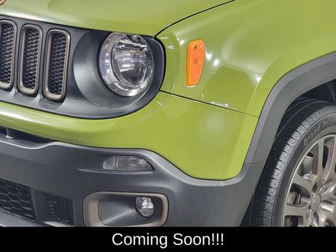 Used 2016 Jeep Renegade 75th Anniversary image 9