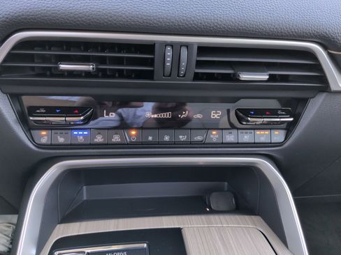 New 2026 MAZDA CX-90 Plug-In Hybrid w/ Preferred AWD/4WD image 27