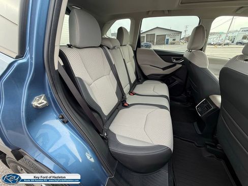 Used 2021 Subaru Forester Premium image 37