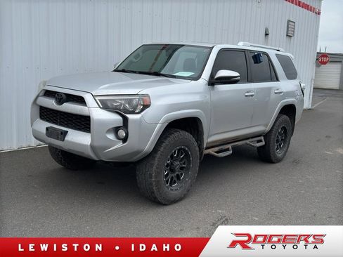 Certified 2018 Toyota 4Runner SR5 Premium image 1