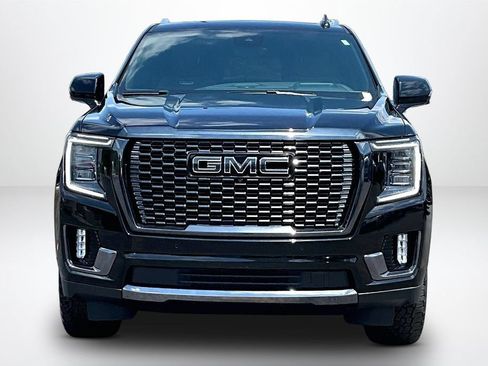 Used 2023 GMC Yukon Denali Ultimate w/ LPO, Floor Liner Package AWD/4WD image 2