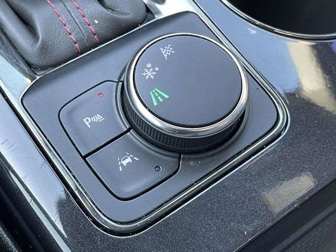 Used 2021 Chevrolet Blazer RS w/ Enhanced Convenience Package FWD image 25