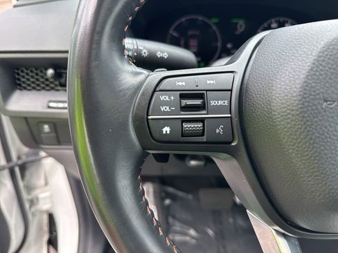 Used 2023 Honda CR-V Sport image 11