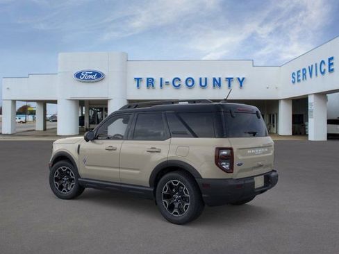 New 2025 Ford Bronco Sport Outer Banks w/ Outer Banks Tech Package+ AWD/4WD image 4