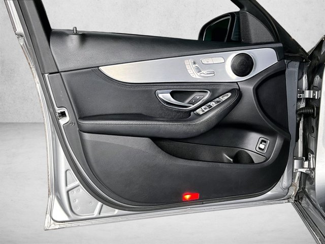 Used 2016 Mercedes-Benz C 300 Sedan image 18