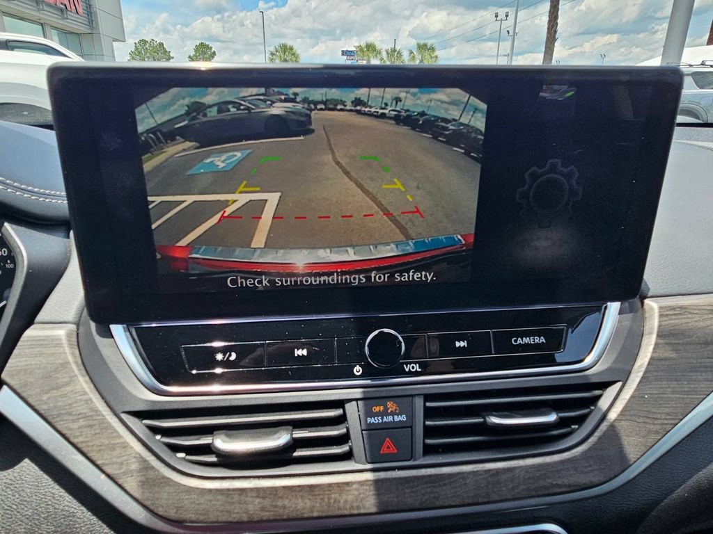 Certified 2023 Nissan Altima 2.5 SV w/ SV Premium Package AWD/4WD image 23