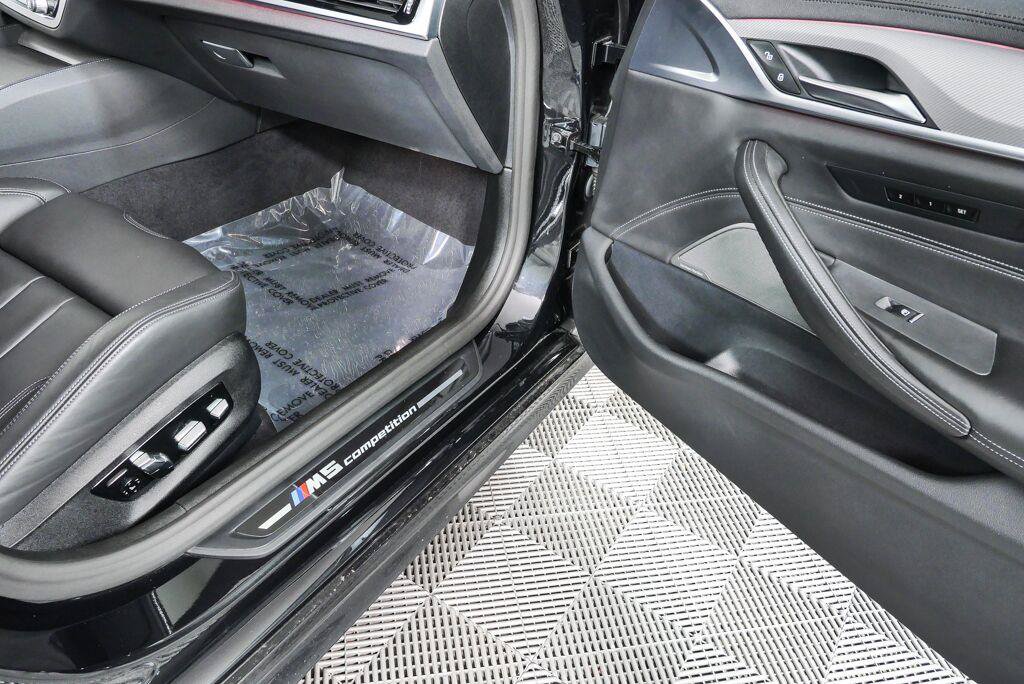 Used 2023 BMW M5 w/ Competition Package AWD/4WD image 26