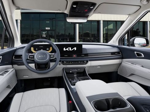 New 2026 Kia Carnival EX image 14