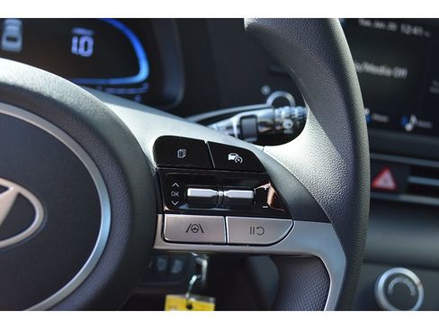 New 2026 Hyundai Elantra SE image 20