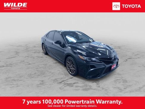 Certified 2023 Toyota Camry SE image 3