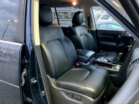Used 2024 INFINITI QX80 Luxe image 9