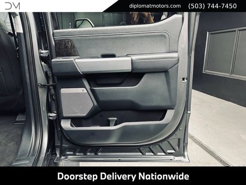 Used 2024 Ford F250 Lariat w/ Lariat Ultimate Package AWD/4WD image 32