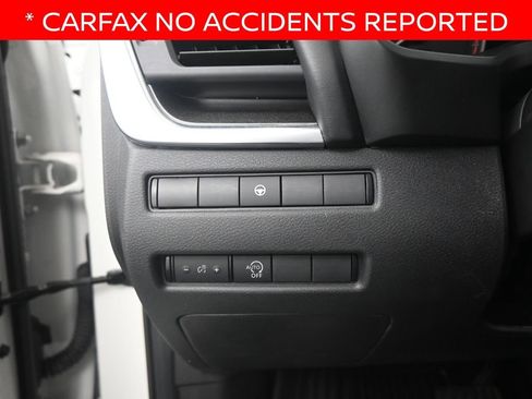 Used 2023 Nissan Rogue SV FWD image 14