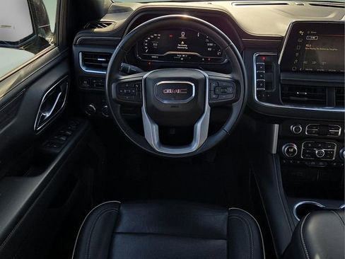 Used 2024 GMC Yukon SLT image 19