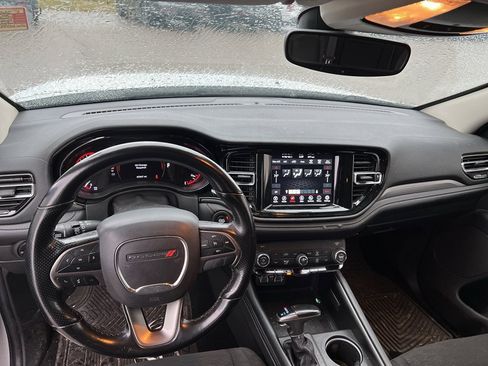Used 2021 Dodge Durango SXT image 11