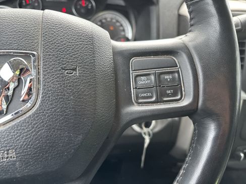 Used 2018 RAM 2500 Big Horn AWD/4WD image 9