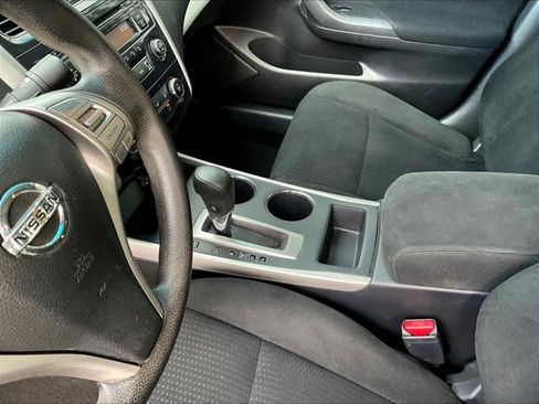 Used 2015 Nissan Altima 2.5 S w/ Sport Value Package FWD image 14