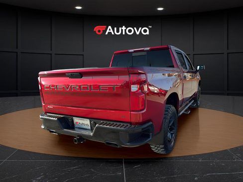 Used 2021 Chevrolet Silverado 1500 LT Trail Boss w/ Convenience Package II image 5
