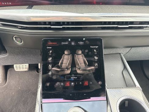 Used 2025 Cadillac Escalade V image 29