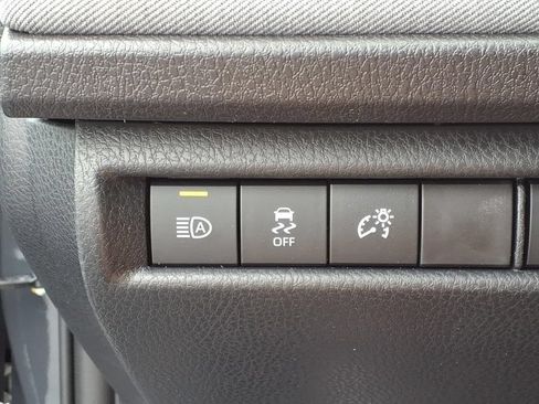 Used 2026 Toyota Camry LE FWD image 22