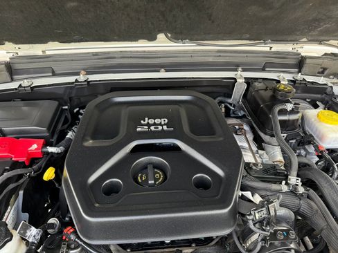 Used 2019 Jeep Wrangler Unlimited Sport S AWD/4WD image 59