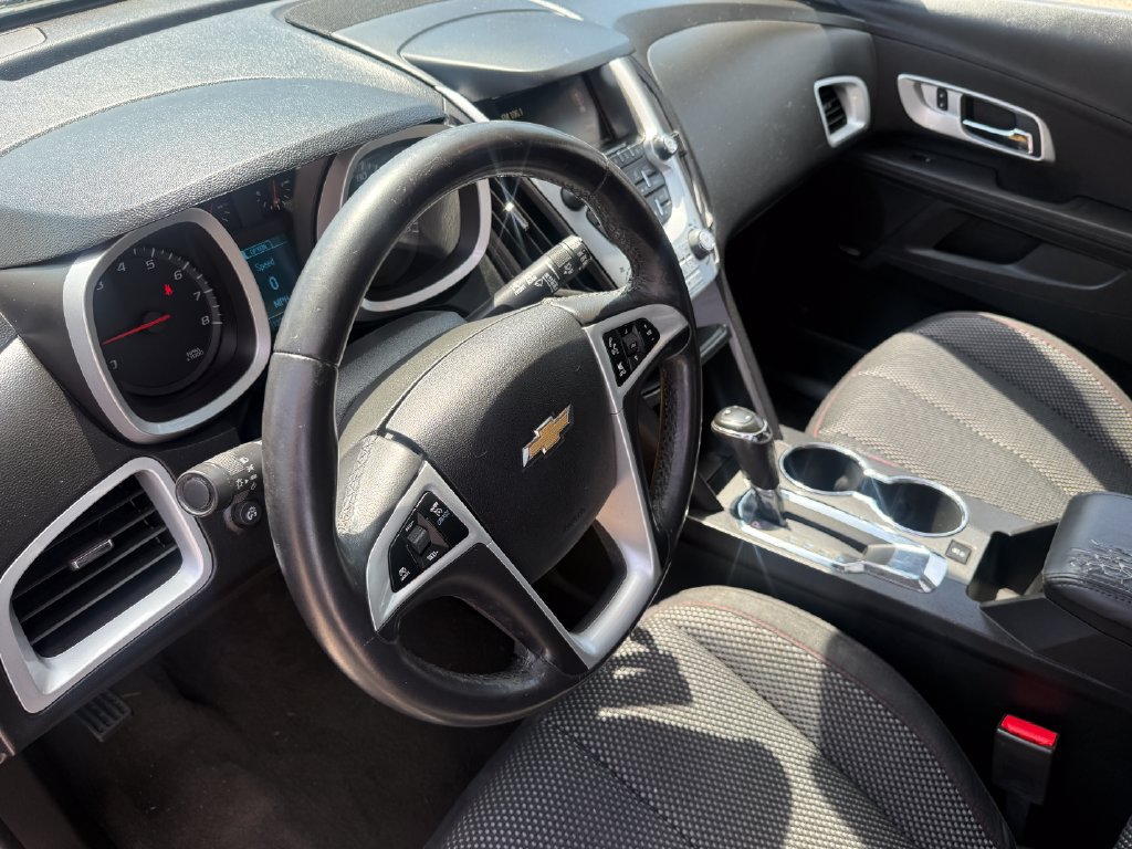 Used 2016 Chevrolet Equinox LT FWD image 11