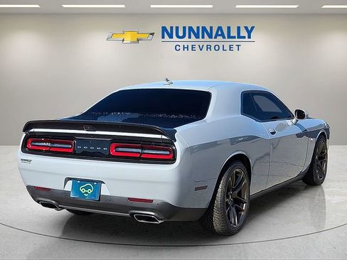 Used 2022 Dodge Challenger R/T Scat Pack w/ Dynamics Package image 5