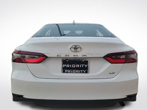 Used 2023 Toyota Camry LE image 4