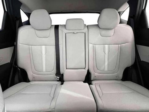 New 2026 Hyundai Tucson SEL image 16