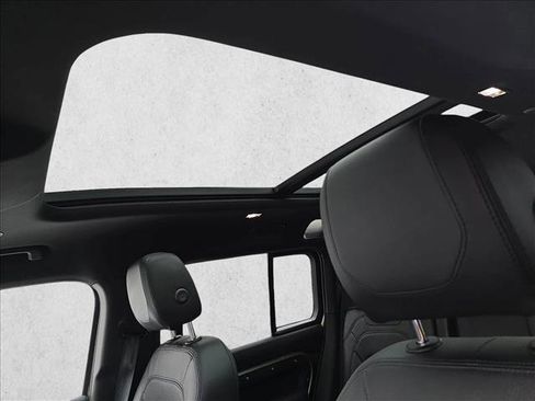 Certified 2023 Land Rover Defender 110 S image 23