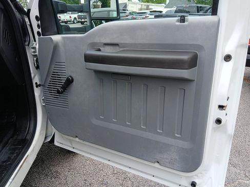 Used 2012 Ford F450 XL w/ XL Decor Group AWD/4WD image 13