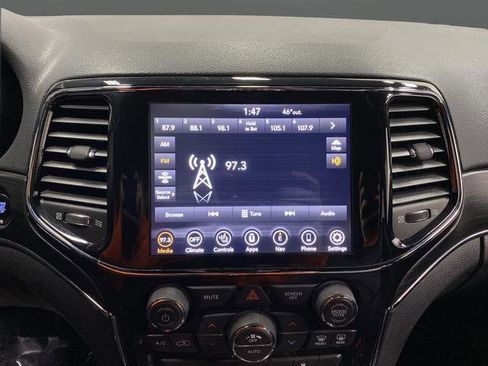 Used 2021 Jeep Grand Cherokee Limited w/ Trailer Tow Group IV image 19