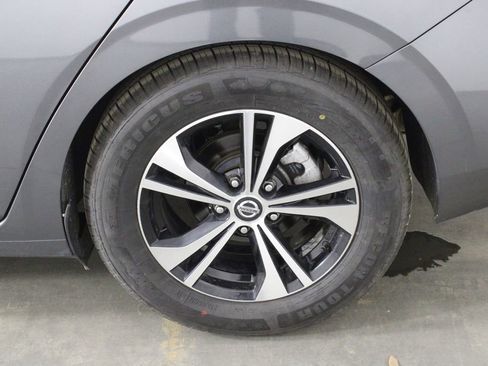 Used 2021 Nissan Sentra SV image 42