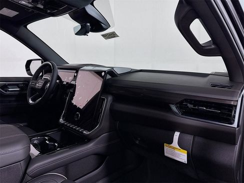 New 2026 GMC Yukon XL Elevation w/ Elevation Premium Package image 27