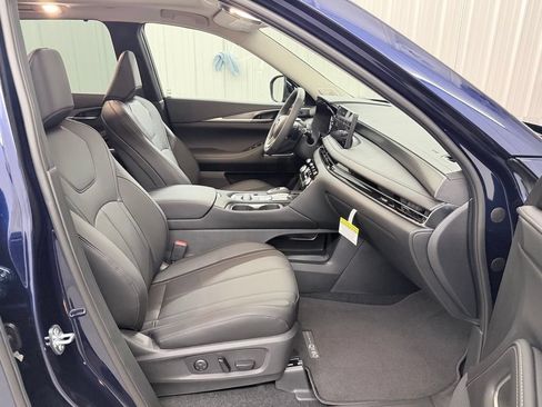 Certified 2026 INFINITI QX60 Luxe w/ Cargo Package FWD image 44