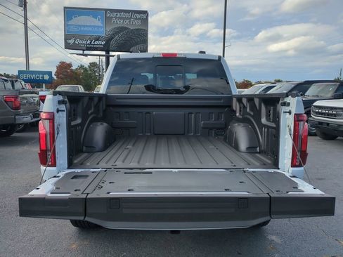 New 2025 Ford F150 Lariat w/ Equipment Group 501A Mid image 12