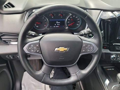 Used 2023 Chevrolet Traverse LT FWD image 20
