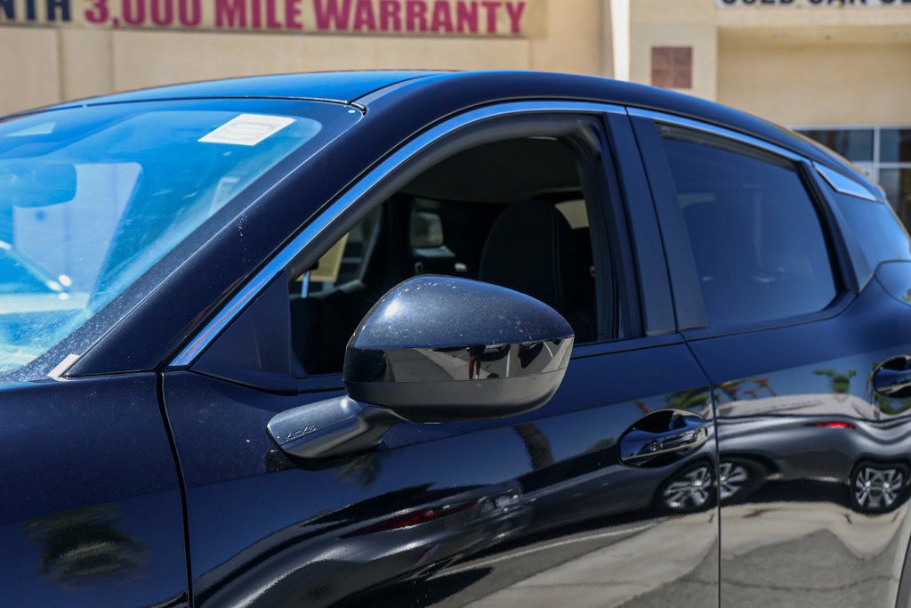 Used 2025 Nissan Kicks SV FWD image 14