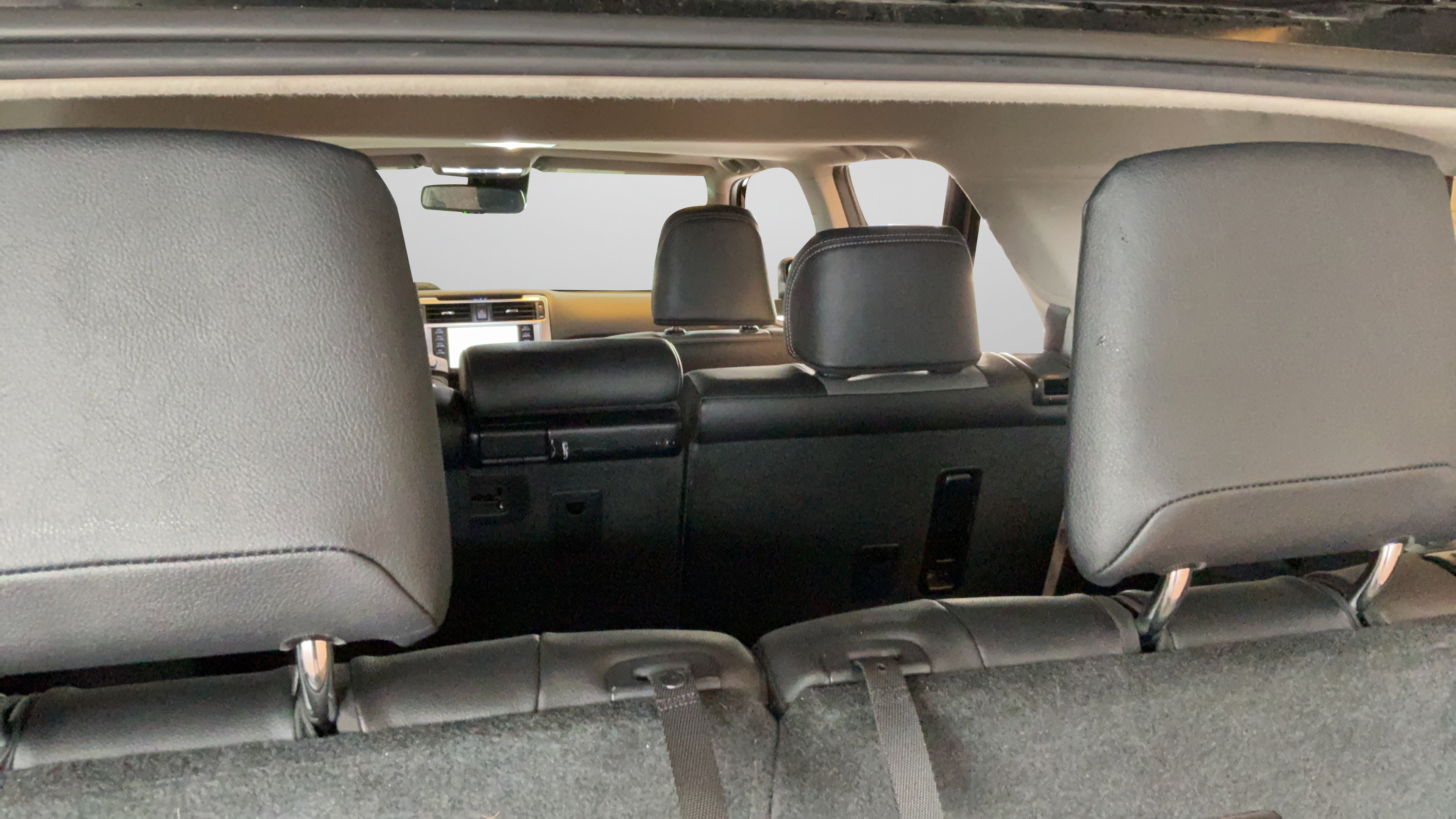 Used 2021 Toyota 4Runner SR5 Premium AWD/4WD image 34