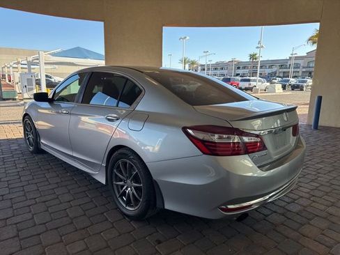 Used 2017 Honda Accord Sport image 3
