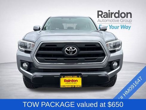 Used 2017 Toyota Tacoma SR5 w/ Tow Package image 2