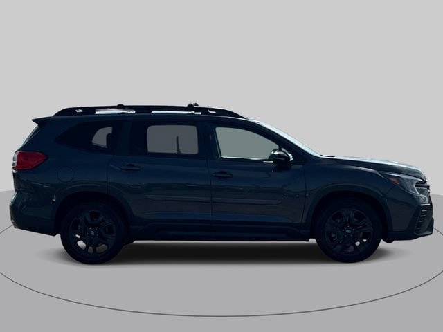 Used 2023 Subaru Ascent Onyx Edition AWD/4WD image 3