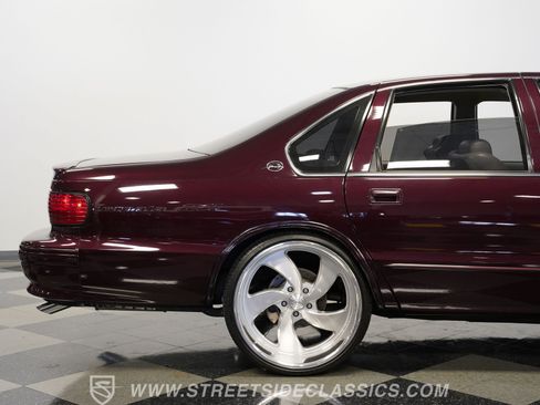 Used 1996 Chevrolet Impala SS RWD image 30