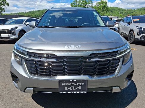 New 2026 Kia Seltos S AWD/4WD image 2
