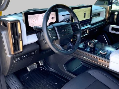 Used 2024 GMC Hummer EV 3X w/ LPO, Illumination Package AWD/4WD image 15
