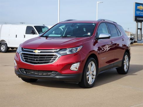 Used 2019 Chevrolet Equinox Premier image 3