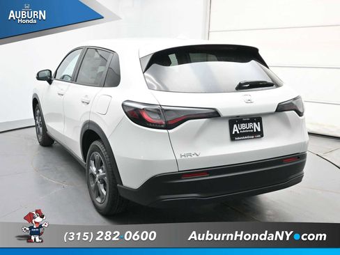 New 2026 Honda HR-V LX image 12