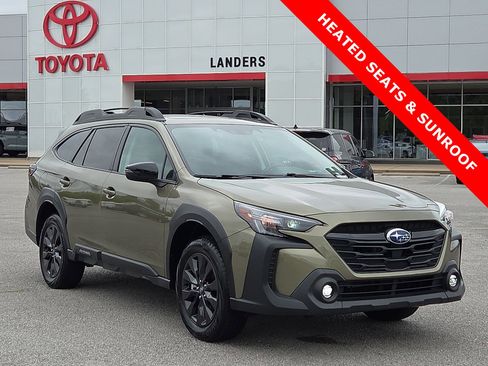 Used 2025 Subaru Outback Onyx Edition AWD/4WD image 1